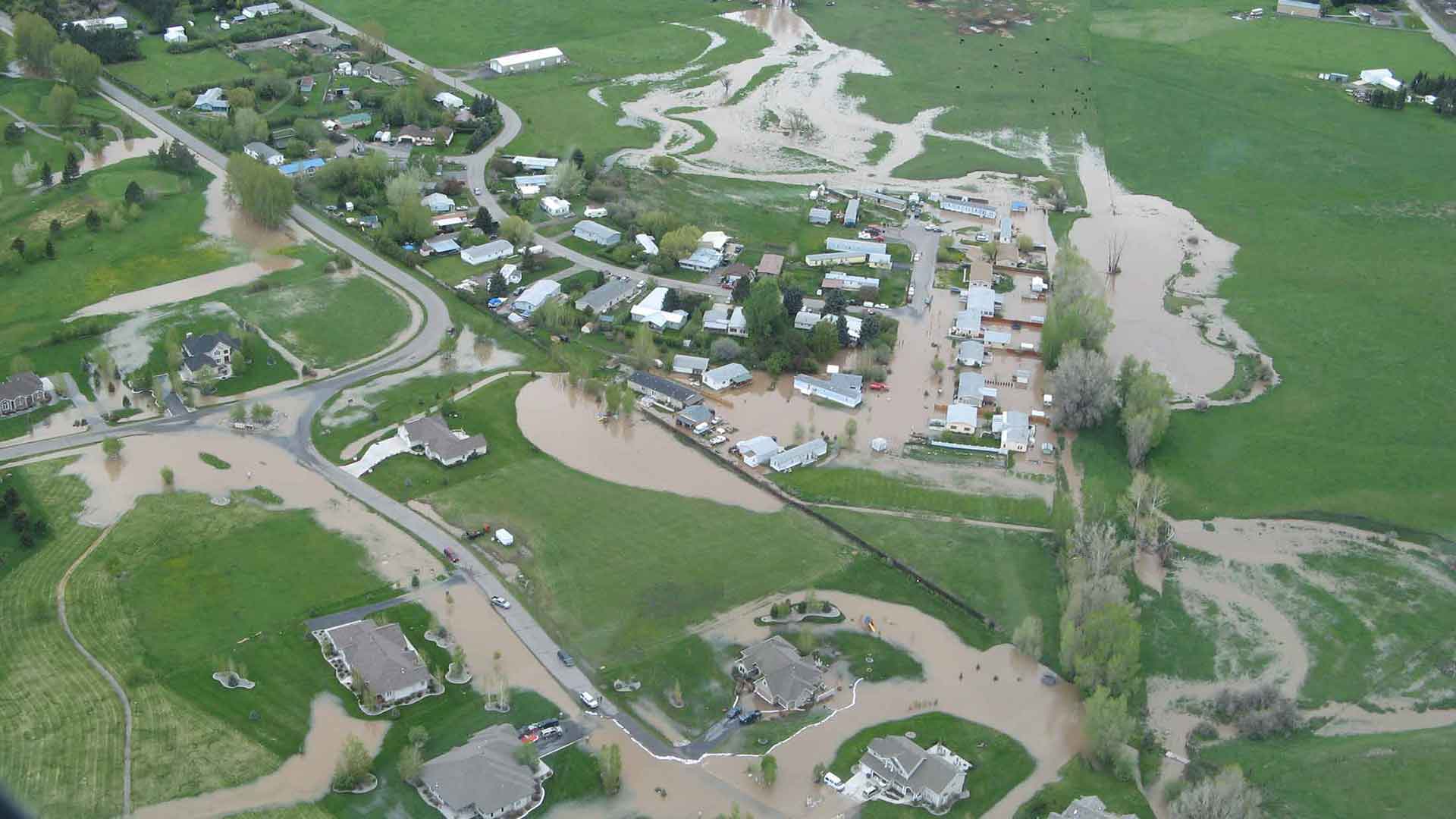 Stonegate-and-Trailer-Park-Gal-Co-flood-2008-183